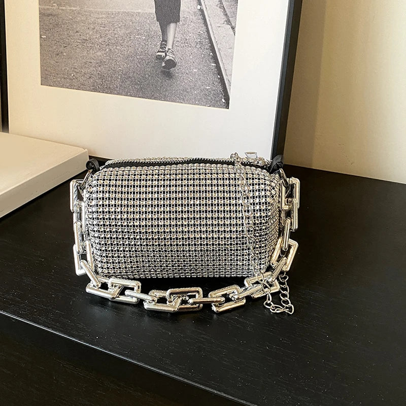 Glamora Luxe
