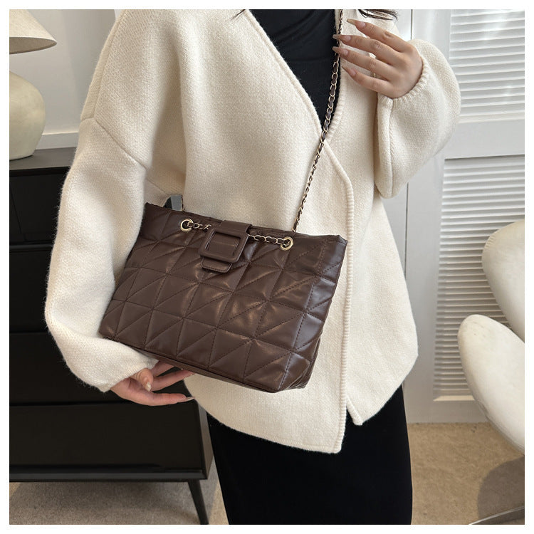 The LuxeLink Shoulder Bag