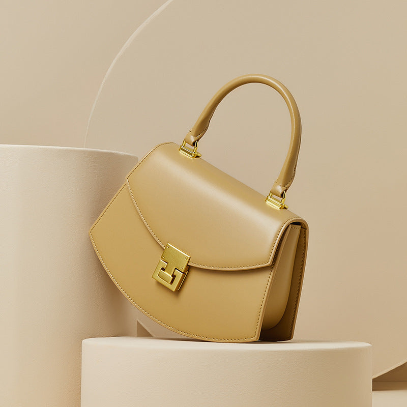 The FrenchSaddle Leather Bag