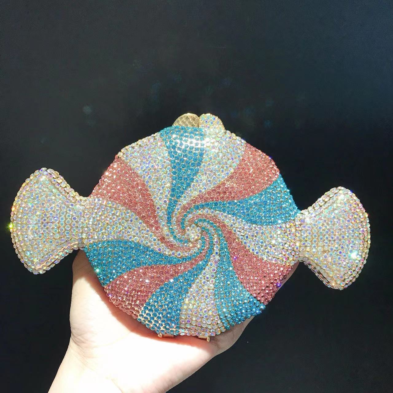 The CrystalCandy Clutch