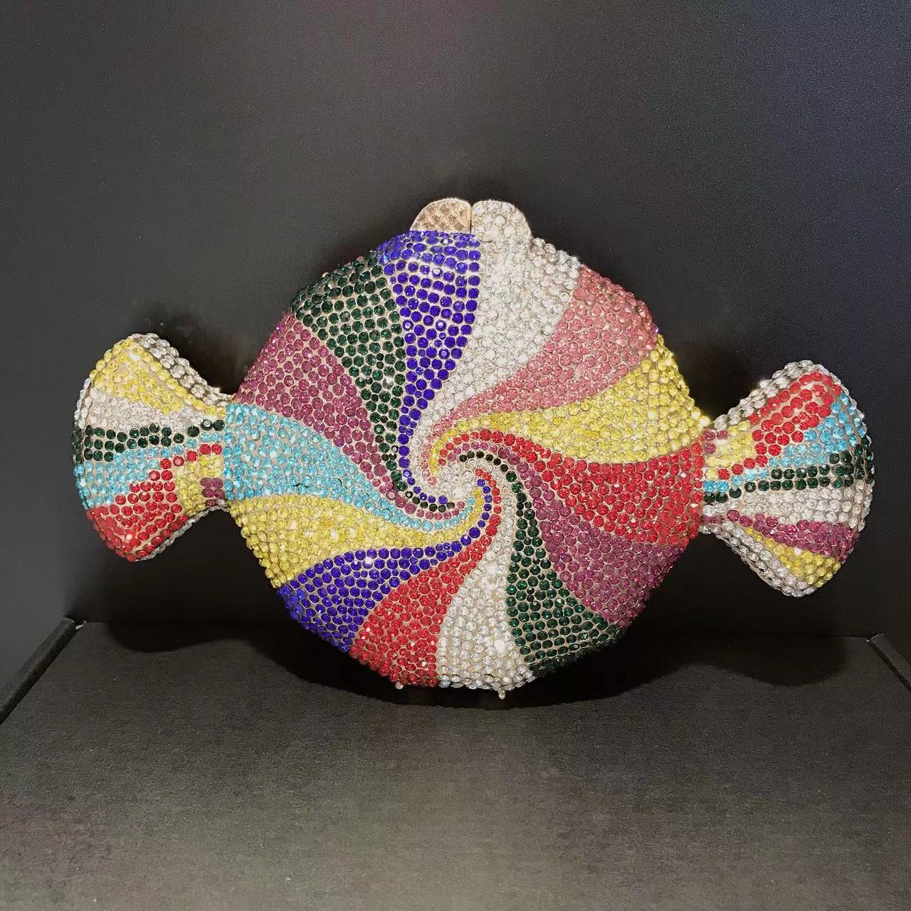 The CrystalCandy Clutch