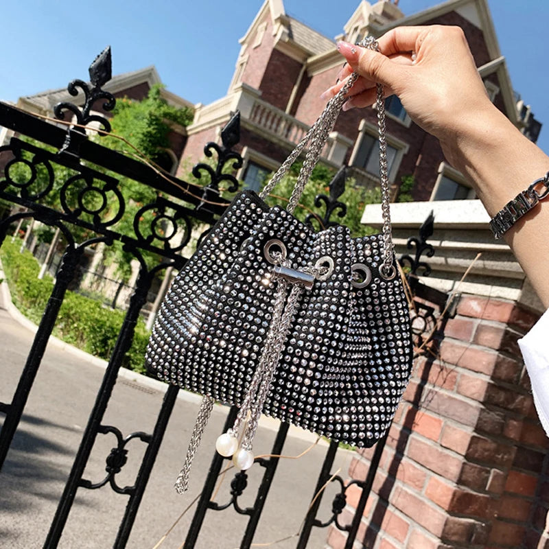 Glamora Luxe