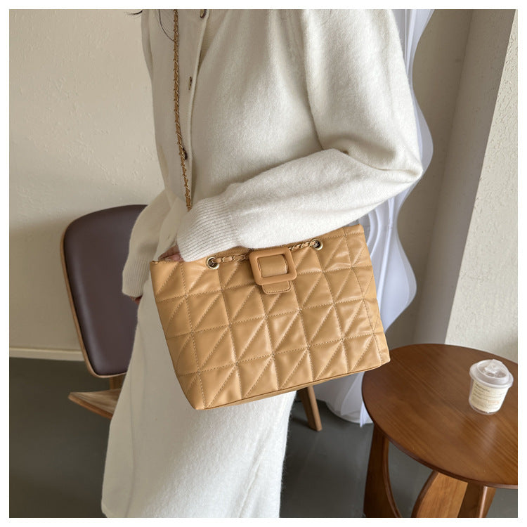 The LuxeLink Shoulder Bag